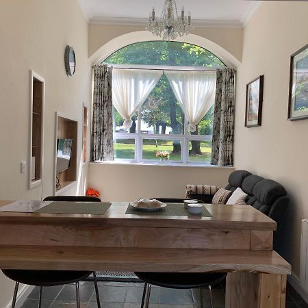 Cut Limestone Apartment Riverside Lodge Карлоу Екстер'єр фото
