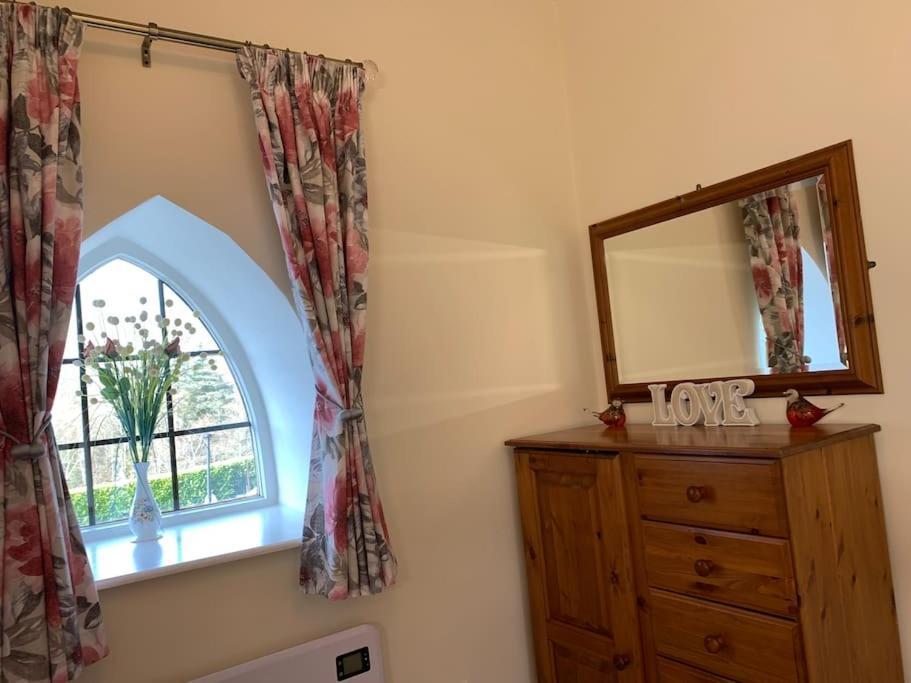 Cut Limestone Apartment Riverside Lodge Карлоу Екстер'єр фото